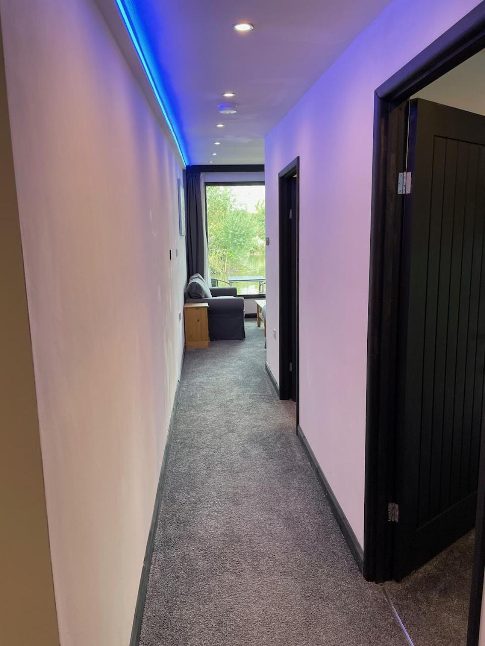 Thewaterfrontlodges Bedworth Exterior foto