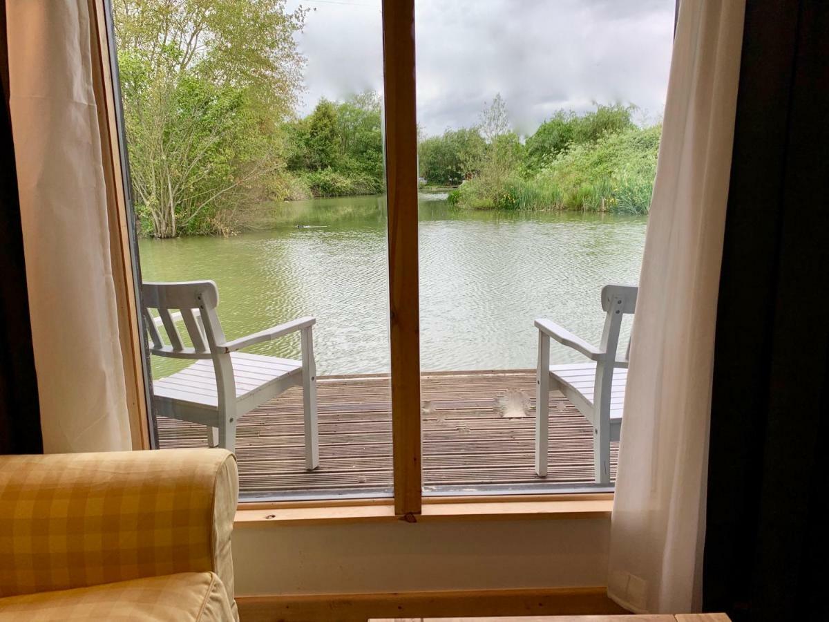 Thewaterfrontlodges Bedworth Exterior foto