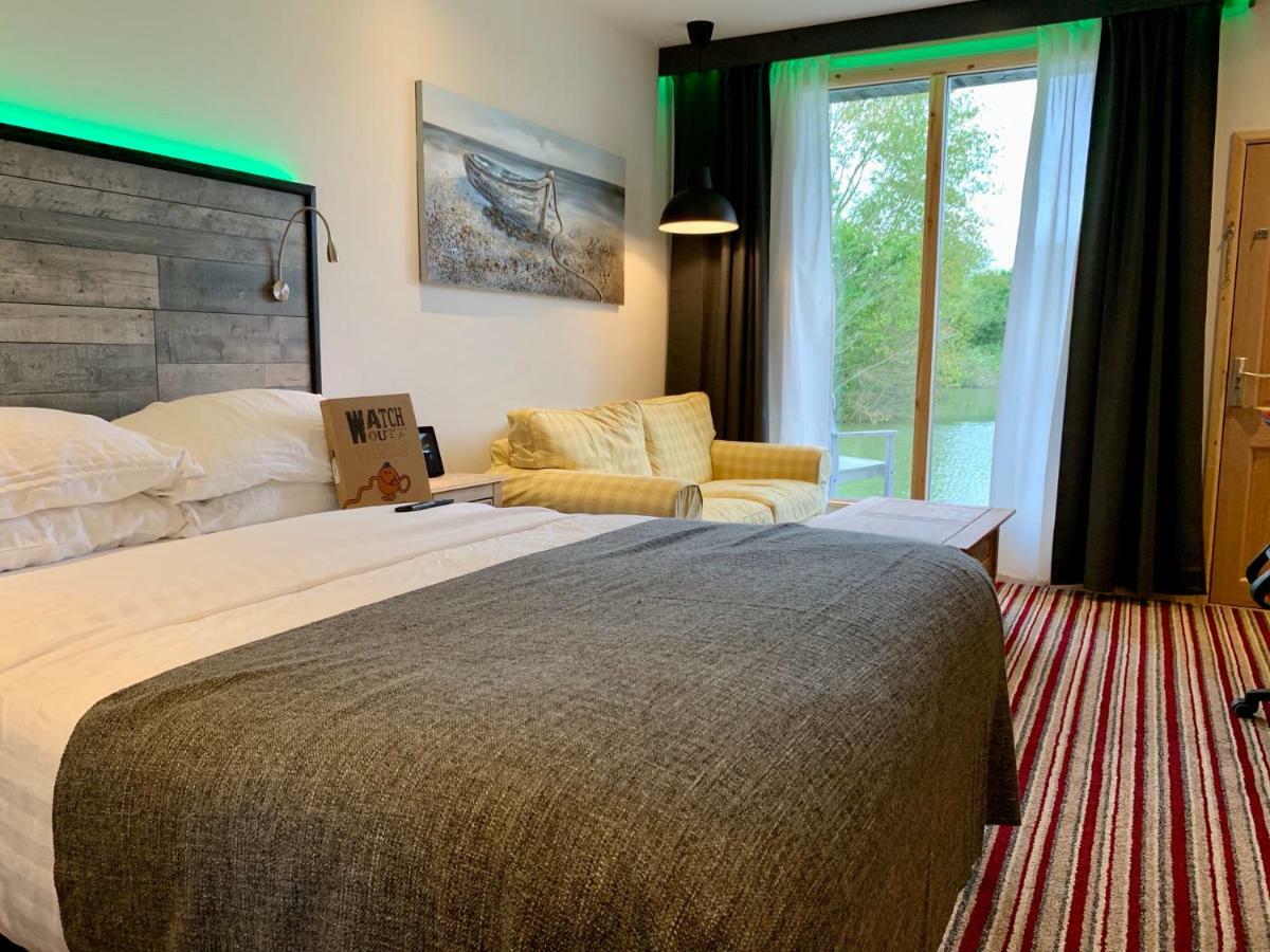 Thewaterfrontlodges Bedworth Exterior foto